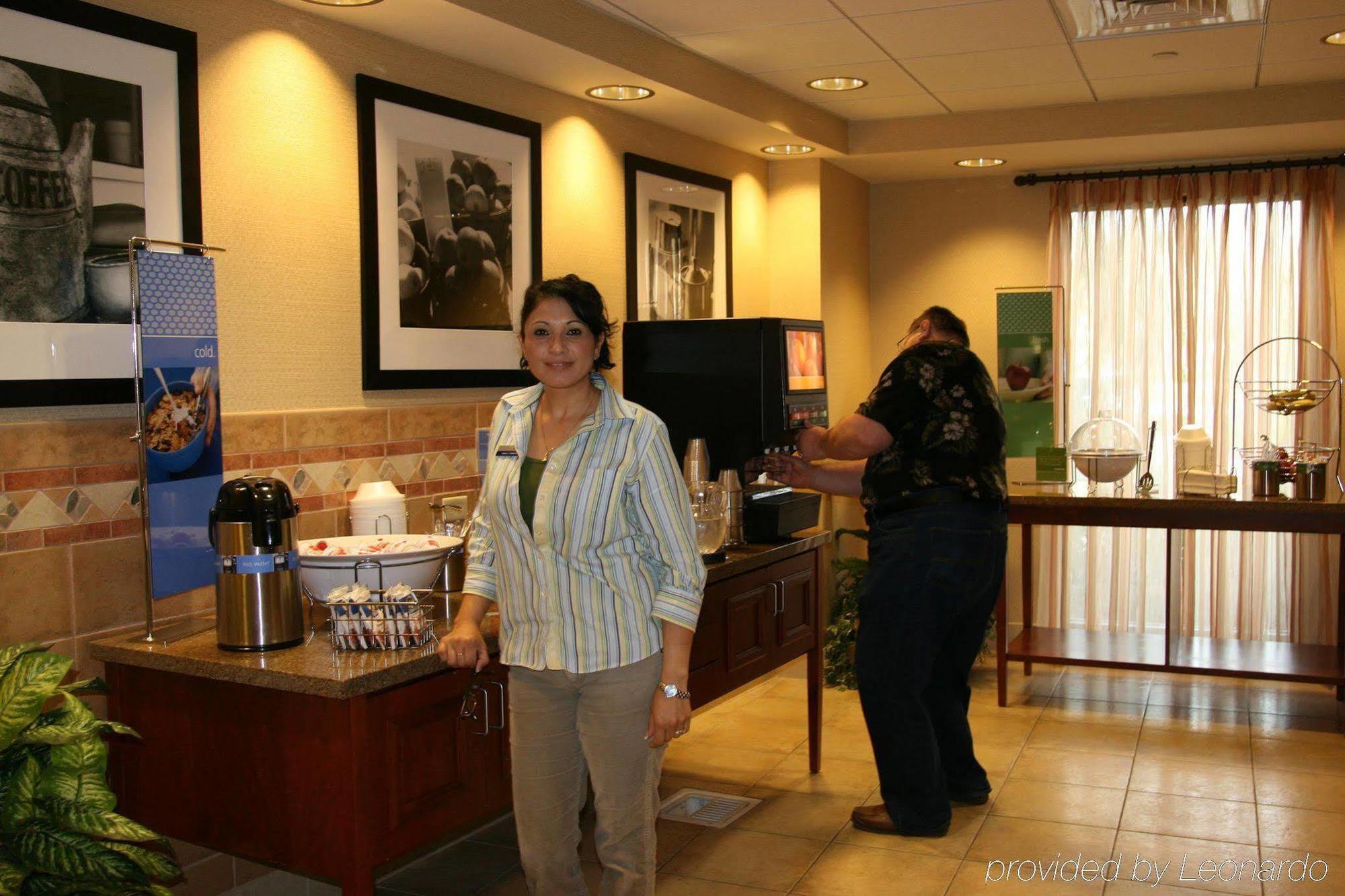 Hampton Inn & Suites Highland Сан-Бернардіно Ресторан фото