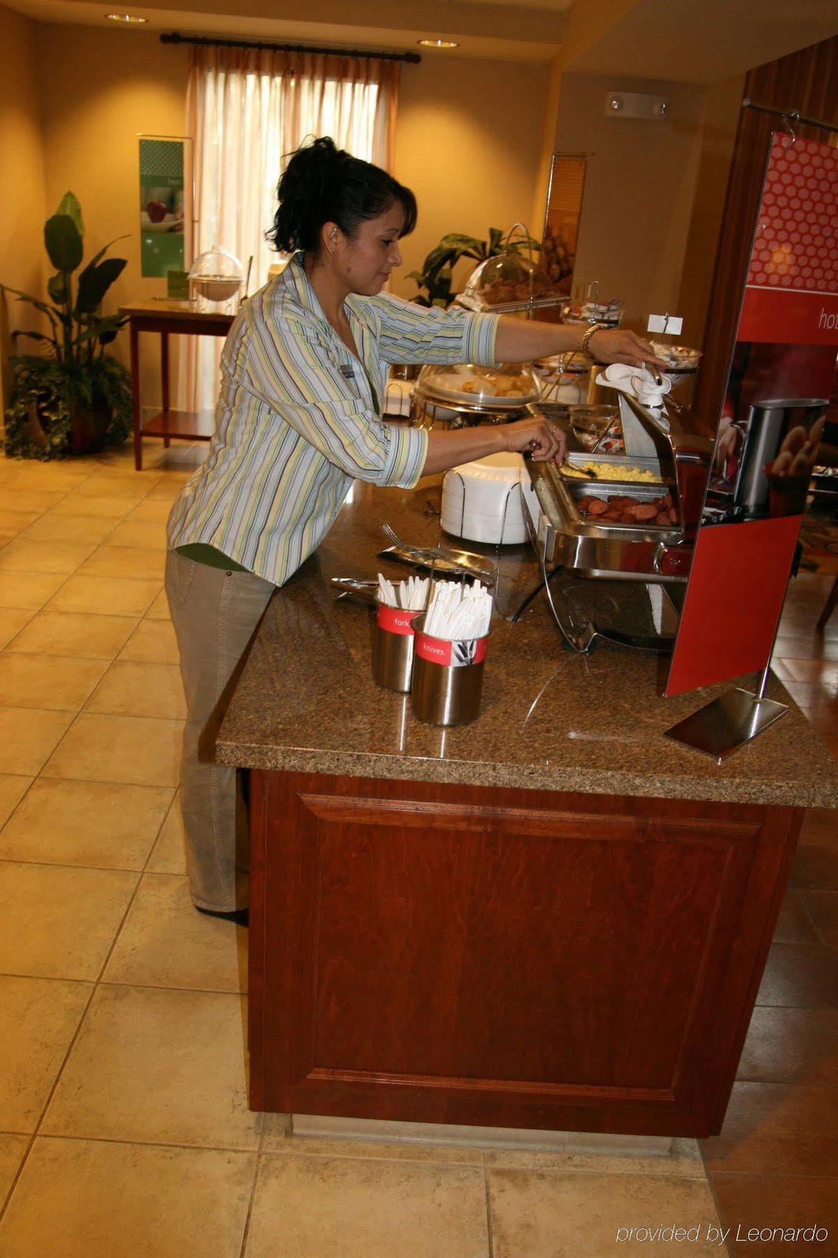 Hampton Inn & Suites Highland Сан-Бернардіно Ресторан фото